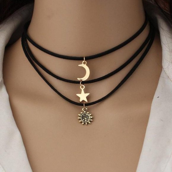 💎 NEW ❤️ 3 Woman Necklace Sun Star Moon Geometric Drop Circle Bar Jewelry - Picture 4 of 4